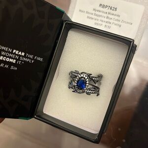 bomb party reign villain ring (size 8)